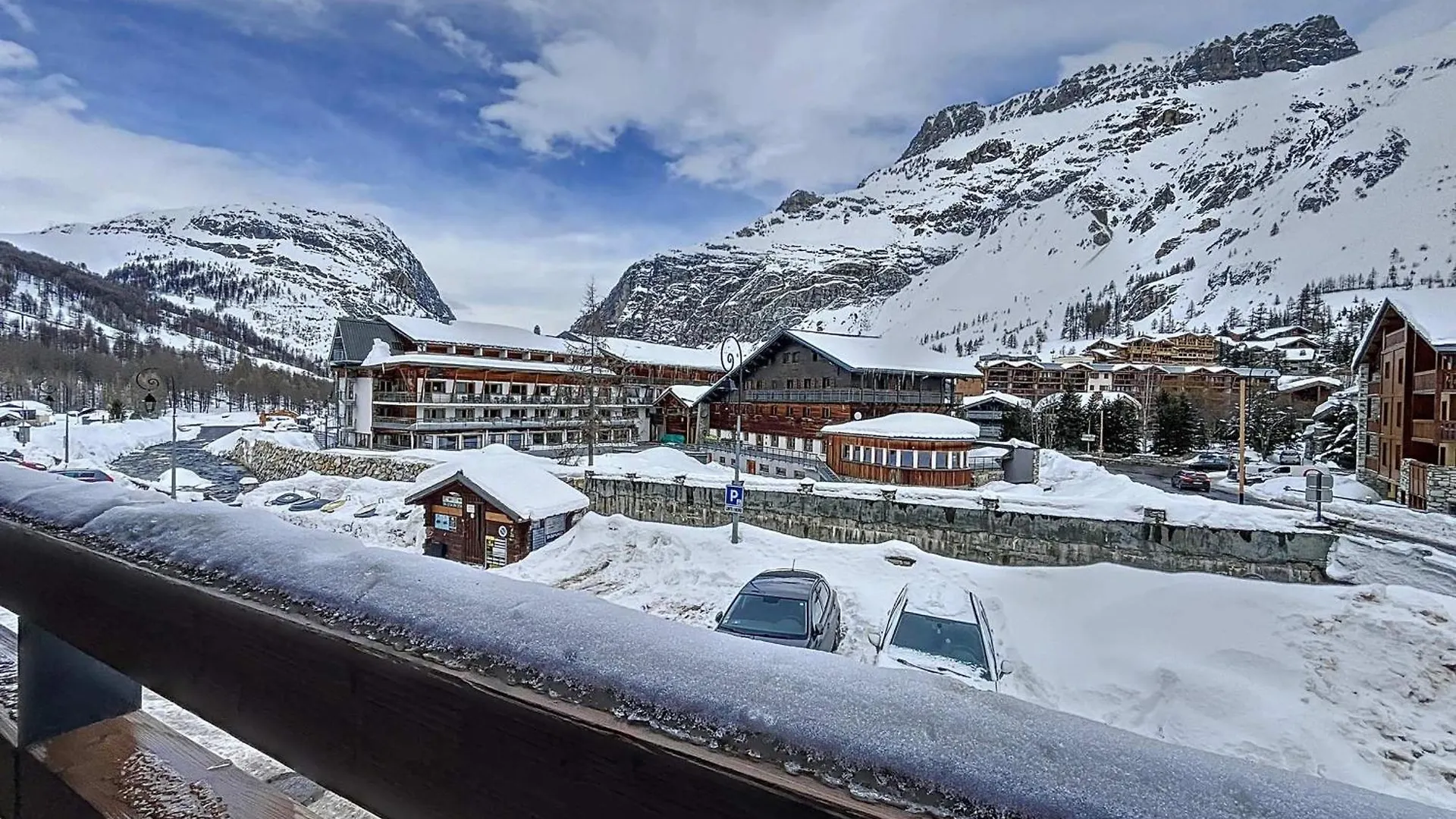 Val D'Isere: Appartement 3 Chambres, 6 Pers, Parking, Wifi - Fr-1-519-39 Διαμέρισμα Val-dʼIsère
